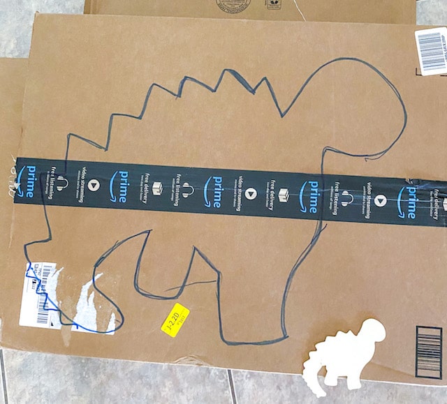 Drawing the dinosaur outline