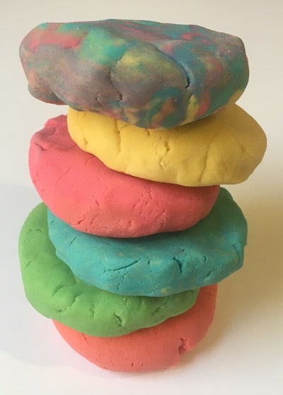 Make playdough in multiple colors